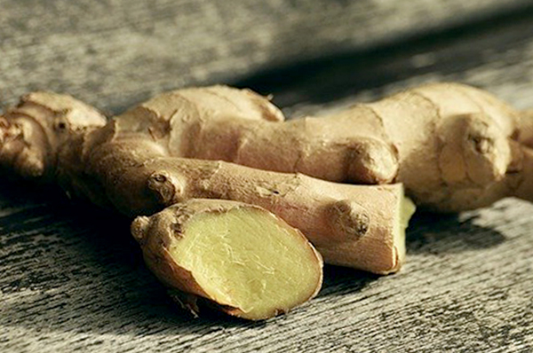  "진저오일(Ginger Oil)"의 톡쏘는 아로마 테라피 효과