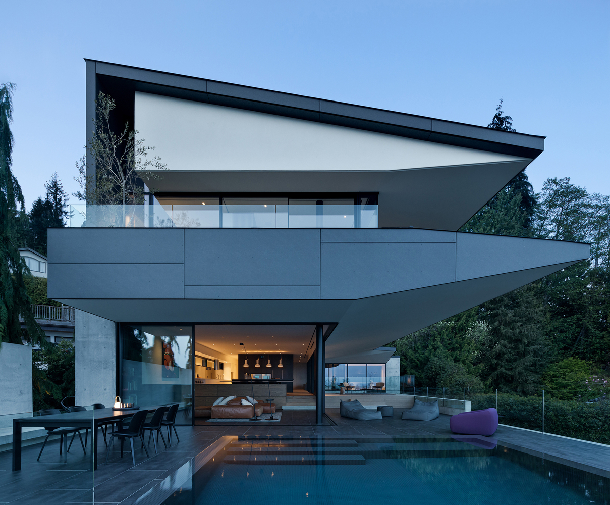  [주택]Eaves House / Mcleod Bovell Modern Houses