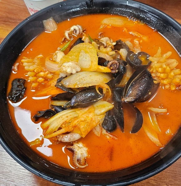 짬뽕참잘하는집 이미지