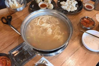 바지락 칼국수