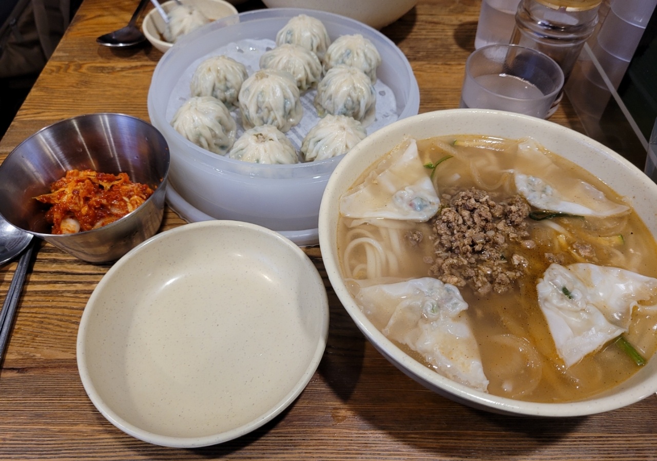  [서울/명동] 마늘김치와 칼국수가 맛있는 명동교자 (구 명동칼국수)