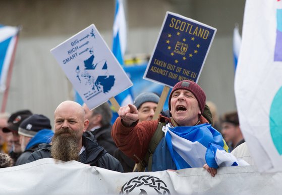 분리 독립을 외치는 스코틀랜드 사람들