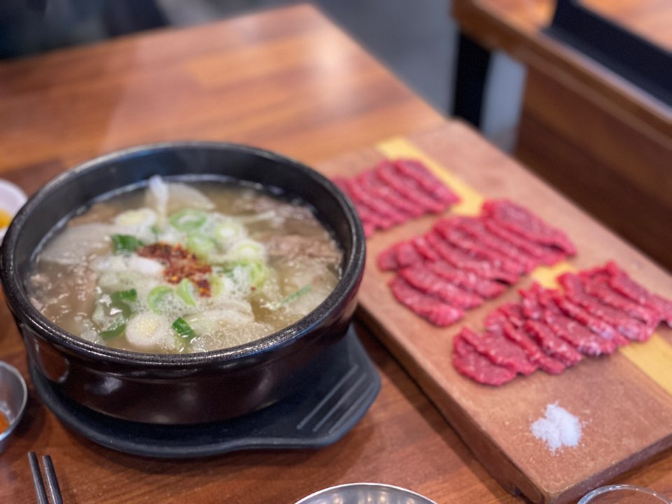 태평소국밥봉명점-육사시미