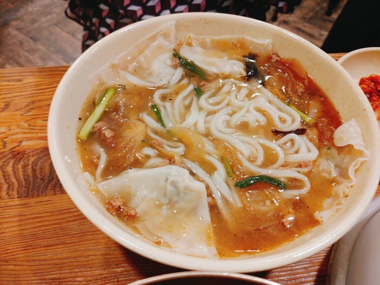 명동칼국수만두 이미지