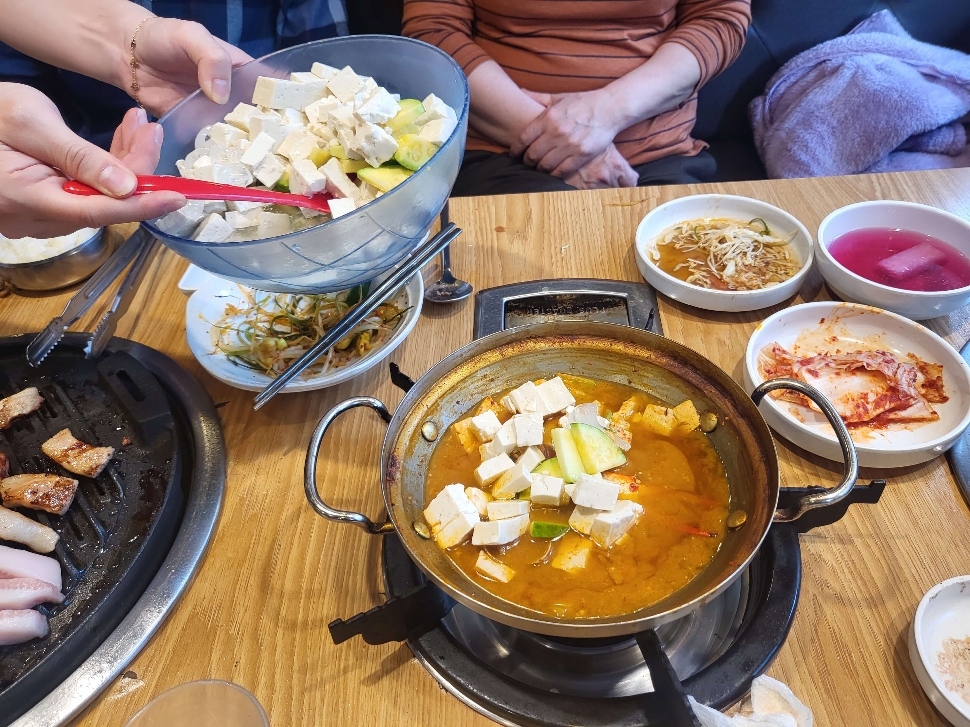 수원 권선구 명가일품화로구이 무한리필 된장찌개