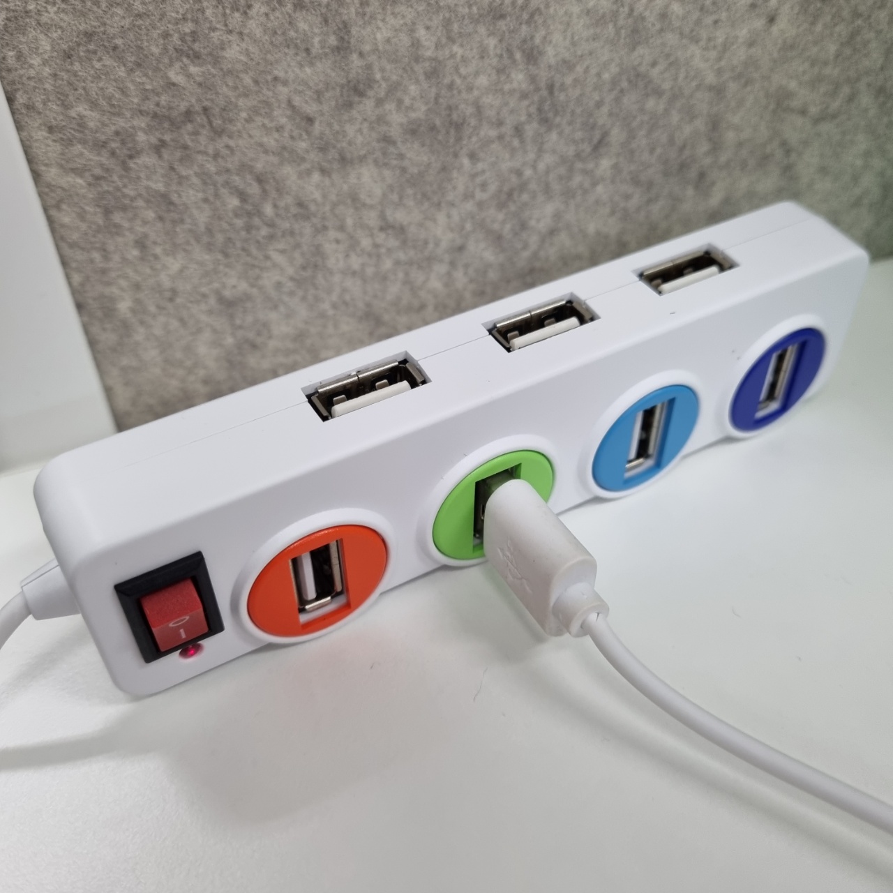  직장인 필수템! USB 사용 많을 때, 이거 하나면 해결 끝! USB 7포트 신호등 허브(UH1271)