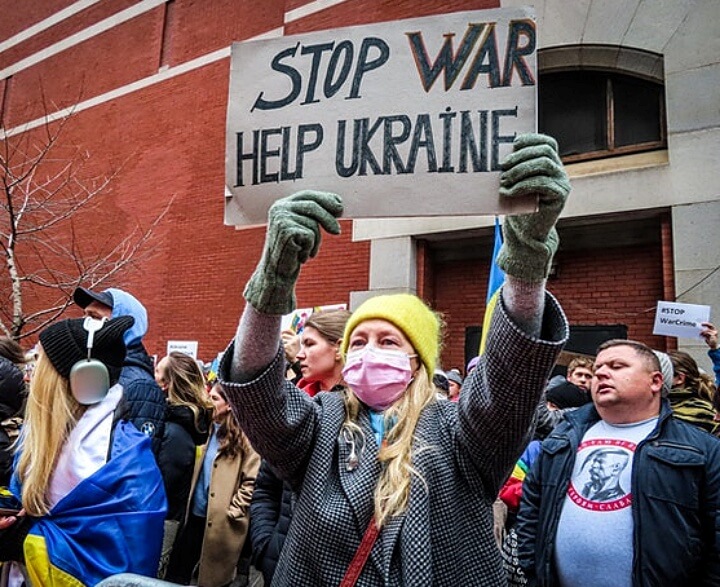 우크라이나-침공-반대시위