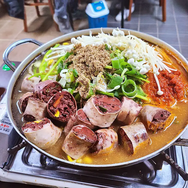 순대국밥 52년 노포 피순대 전골 순대국 수육 순창 맛집