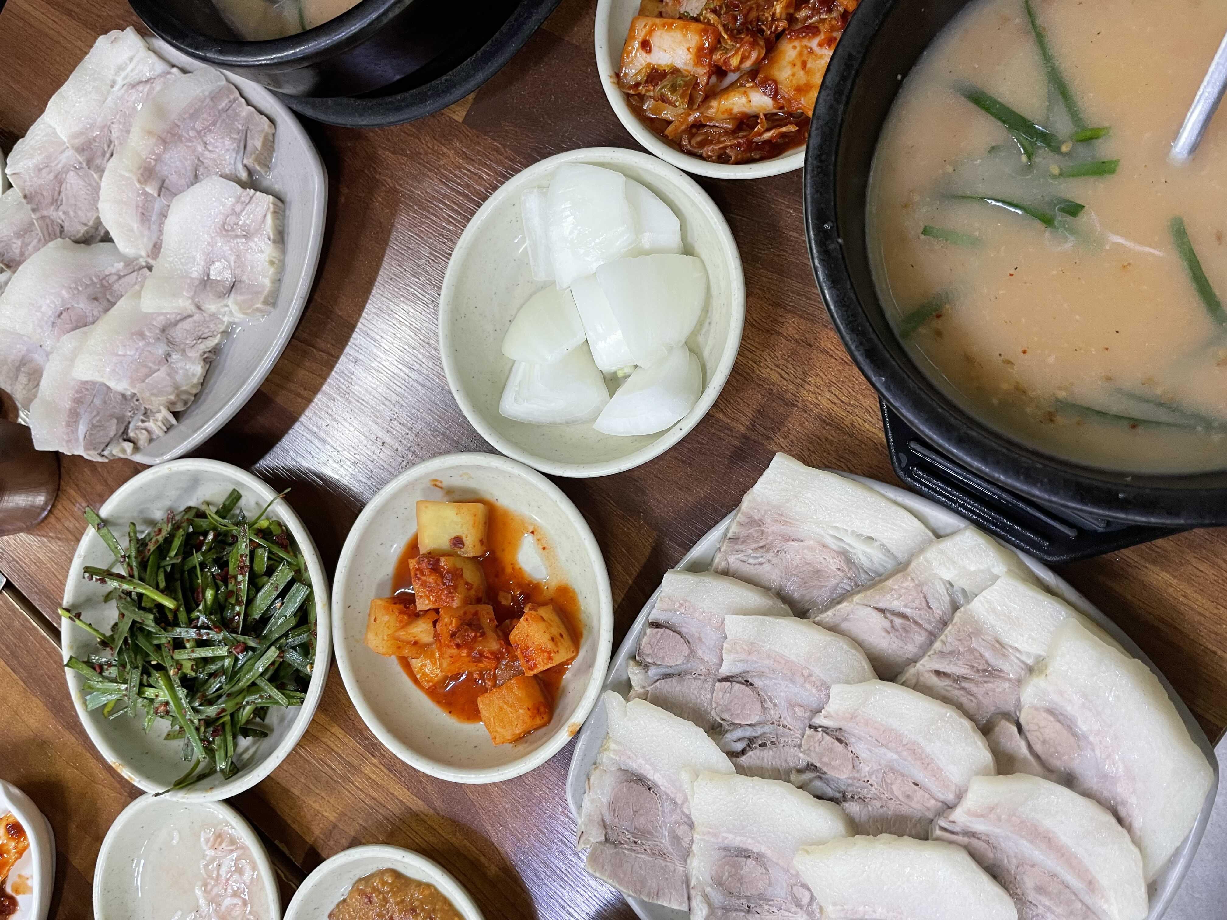  [부산 사하구] 감천동 현지인 추천 국밥 맛집 복돼지국밥 감천문화마을근처