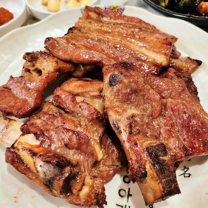  2023년 3월 7일 생방송 오늘저녁 숯불 화덕 갈비 위대한 일터 전남 담양 추천 맛집 하루 2천인분 37년 전통의 돼지갈비 방송 정보