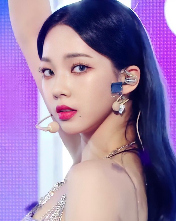  - '완성형 미모' K-POP 가장 예쁜 아이돌 TOP [aespa-카리나]