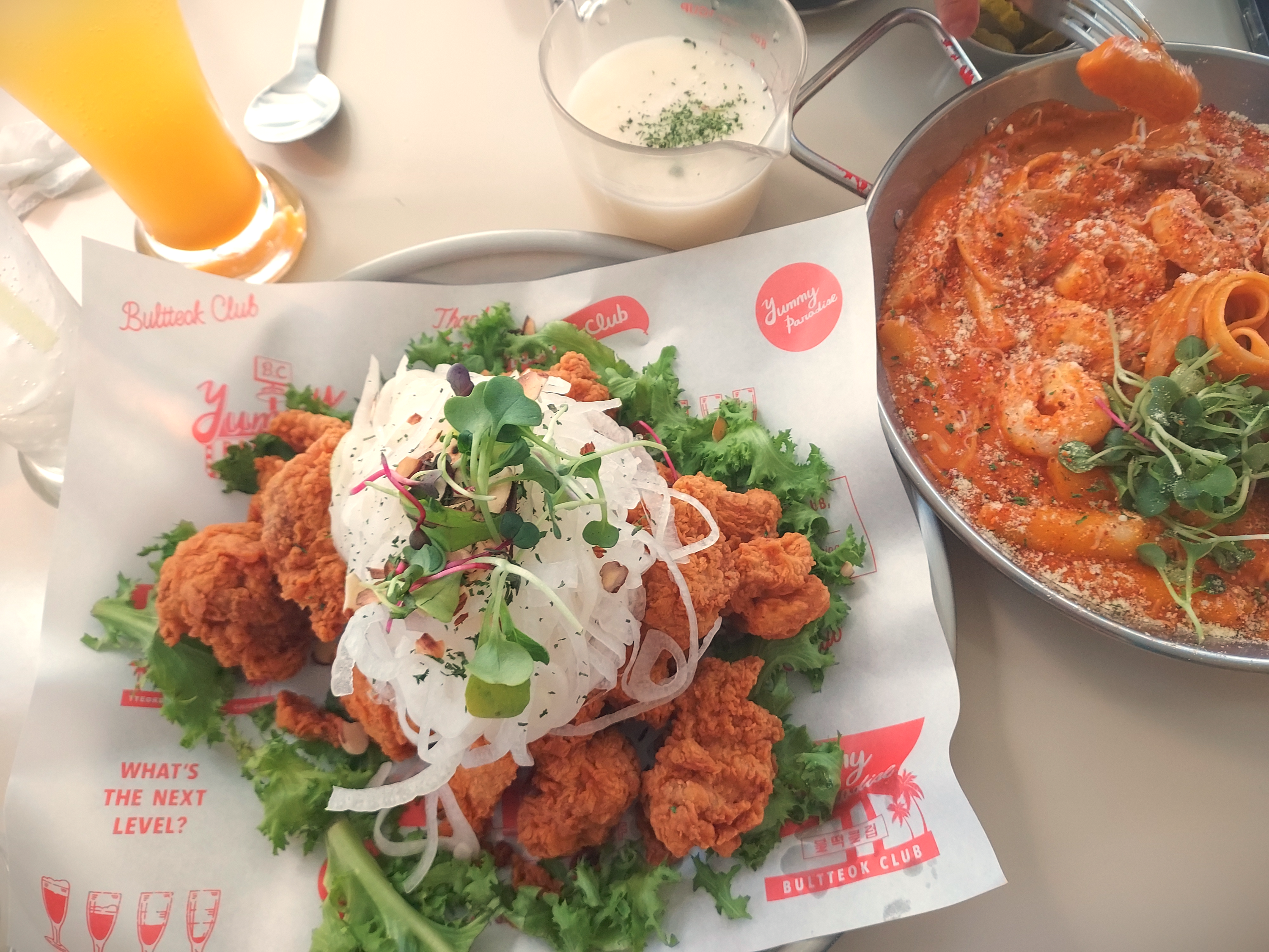  불떡클럽 홍대/연남 떡볶이 맛집 쉬림프 스파이시 크림 로제떡볶이