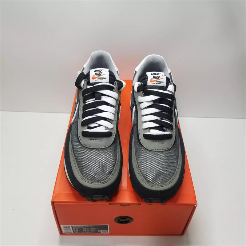  [NIKE] 나이키 X 사카이 LDV 와플 블랙 데이브레이크 BV0073-001