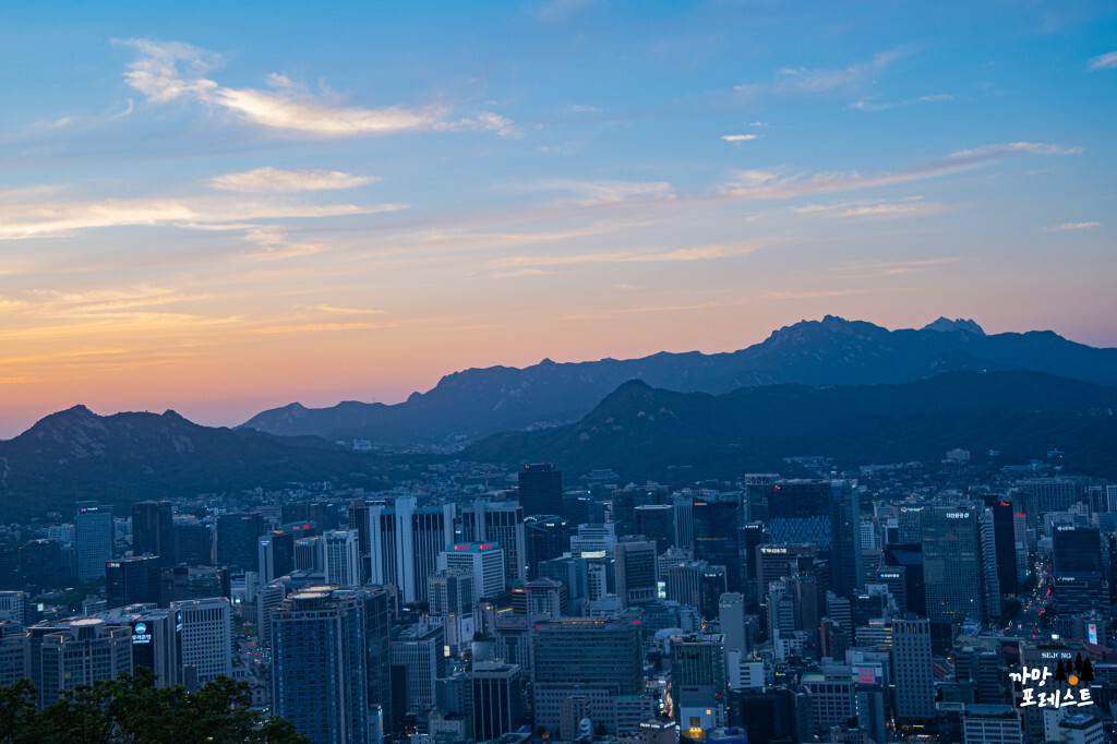 서울 남산타워 일몰