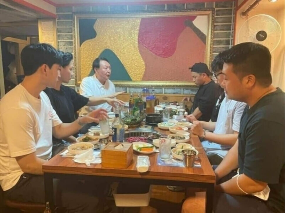  이수진 "尹대통령, 업무시간엔 안 보이고 밤에 술자리만 등장" 직격