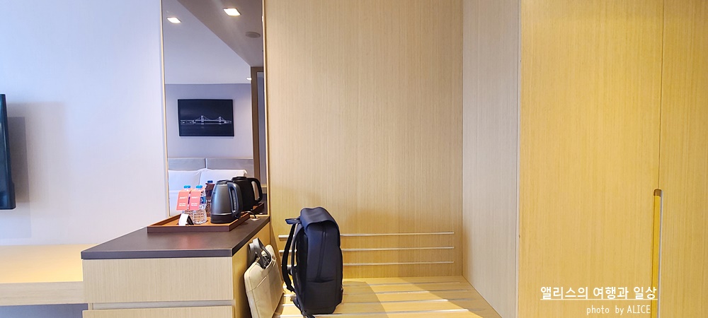 아바니 센트럴 부산 호텔&#44; 디럭스 킹베드룸(산전망) 객실 후기