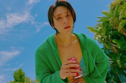  하이라이트 손동운 비연예인과 결혼 발표