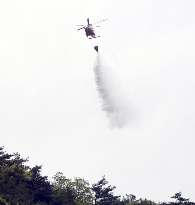  북한산 족두리봉 산불