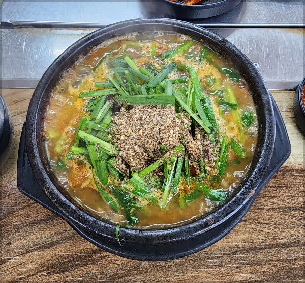 뚝배기-오리탕