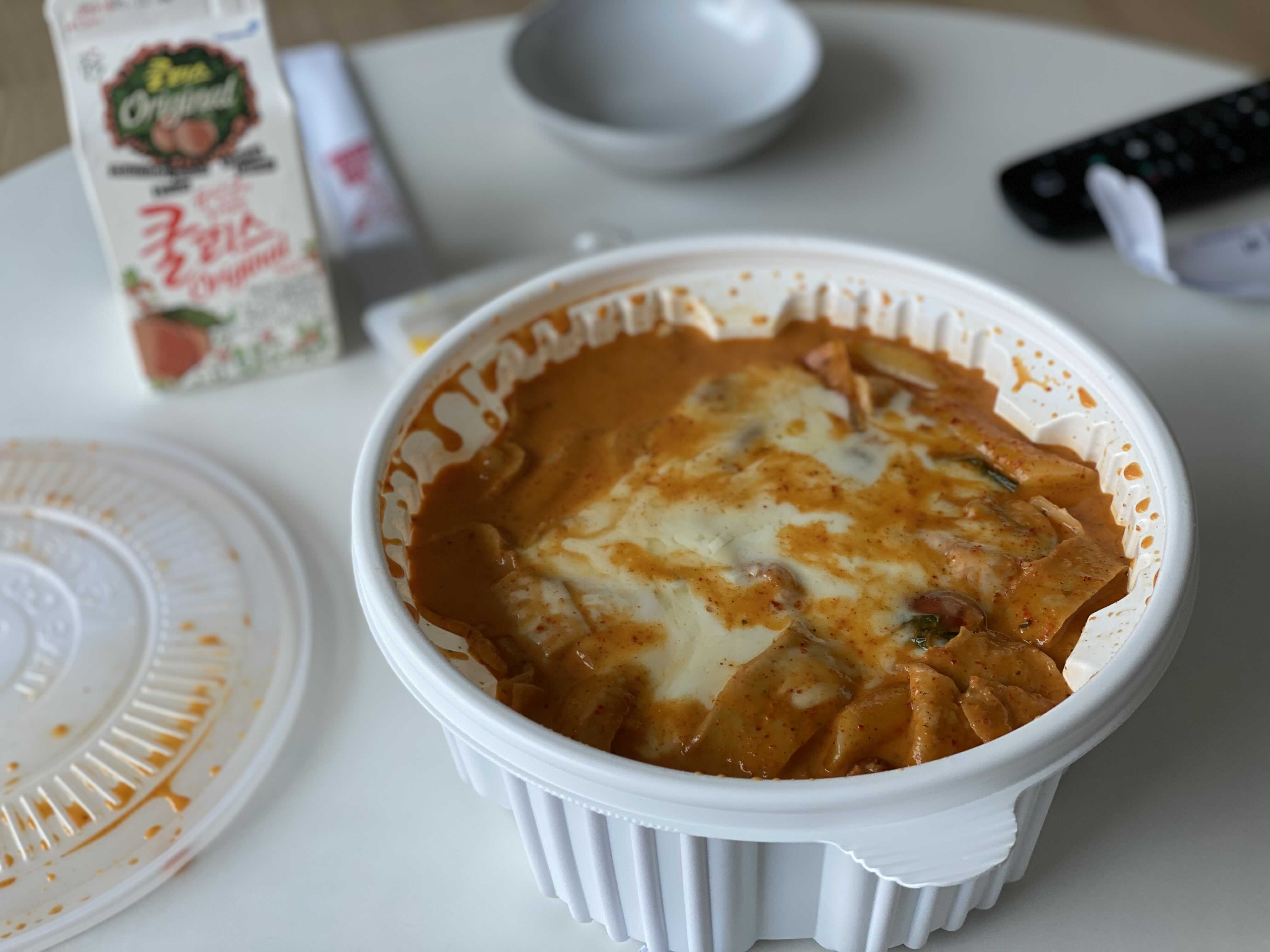  <6/5 일상> 결혼하는 친구 집들이 다녀왔어요 (+엽기로제오뎅 + 교촌치킨)