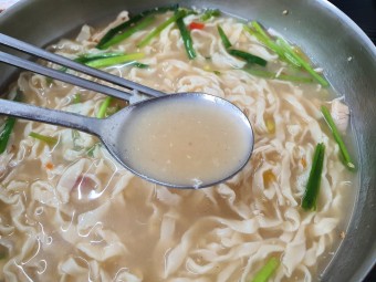 손칼국수 들깨칼국수