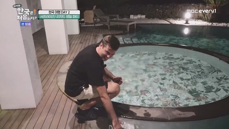 어서와 한국은 처음이지.E269.230629p.WANNA.mp4_20230701_004552.064.jpg