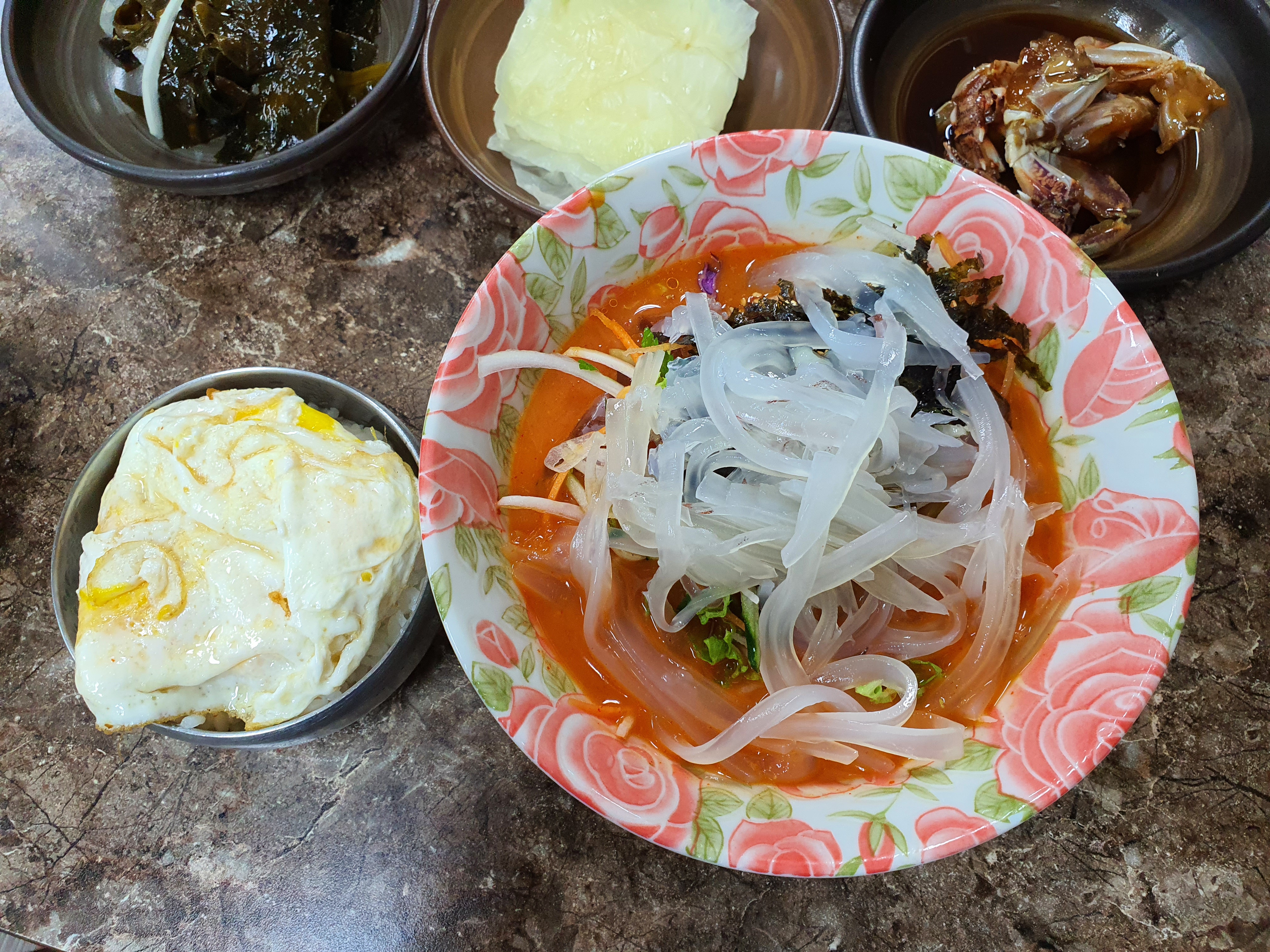  무진장 회 식당_7월 여름 제철음식과 회, 다양한 메뉴까지_제주도식 물회 먹어봤니? [제주도 터미널 맛집 리스트 2]