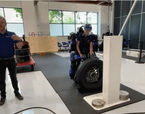 사르코스 가디언 XO 외골격&#44; 가디언 XT 원격 로봇 VIDEO: Sarcos demonstrates exoskeleton and dexterous robot