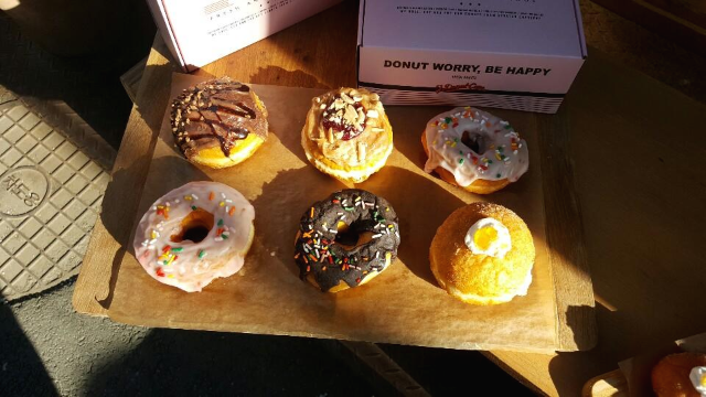  개성만점의 수제도너츠, 이태원 '아이도넛케어'(I Donut Care)