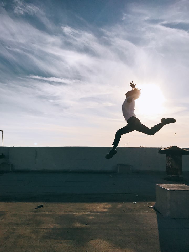방탄 지민 무용 영상에 하트보낸 매튜 본 (백조의호수 안무가) | 인스티즈
