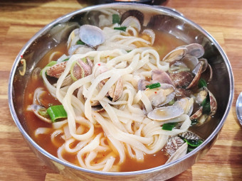 생생바지락칼국수 이미지