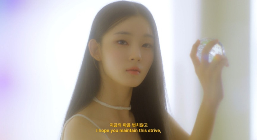 데뷔 전부터 비주얼로 100만 뷰 찍은 연습생...jpg | 인스티즈