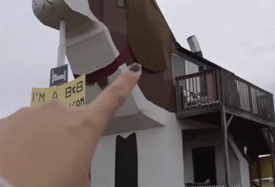  겉 모양 집만 보고 비웃은 사람들 ...결과는 VIDEO: People Laughed at His House, Until They Went Inside
