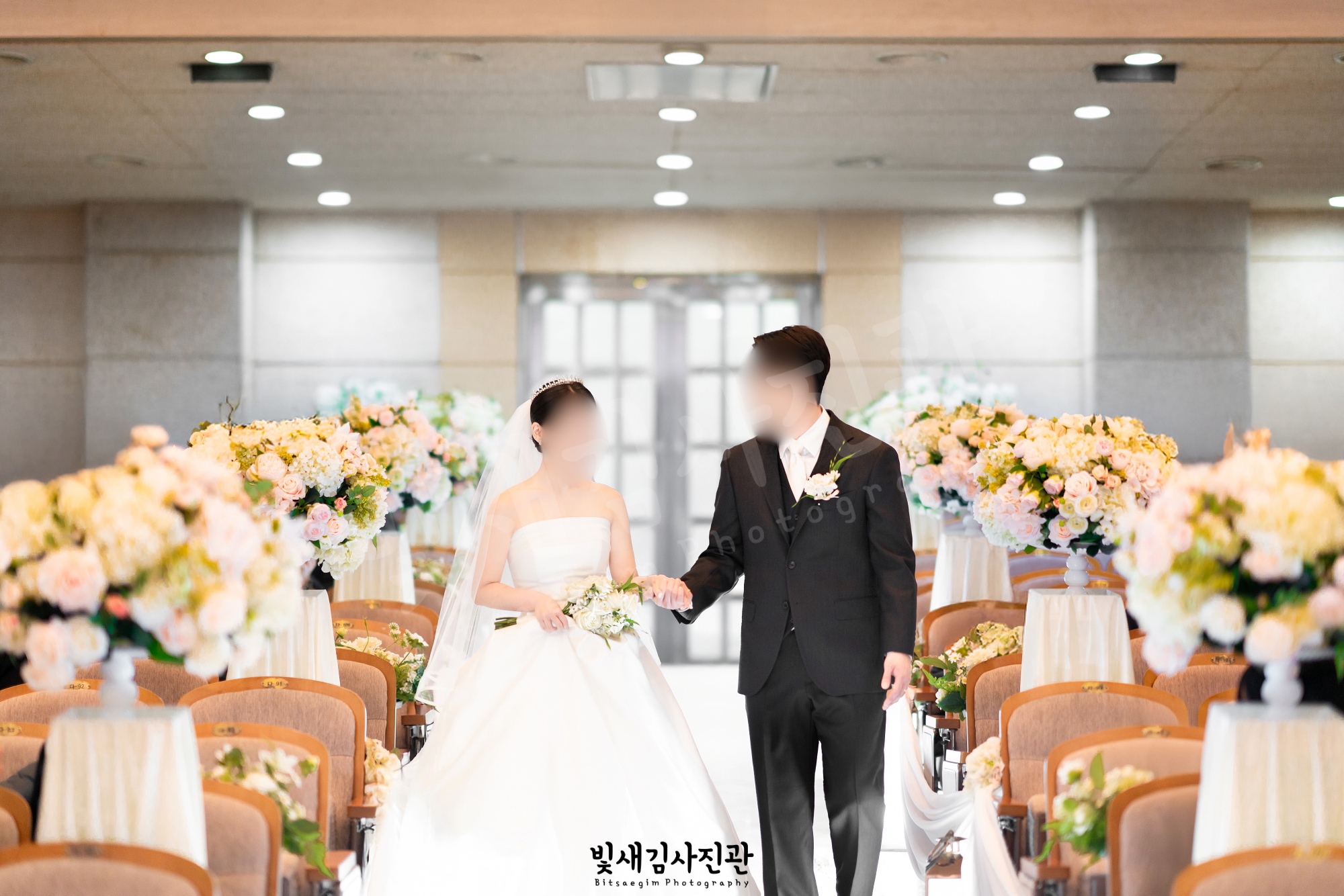 감신대웨딩-결혼예배식-웨슬리채플관-본식스냅-15.jpg