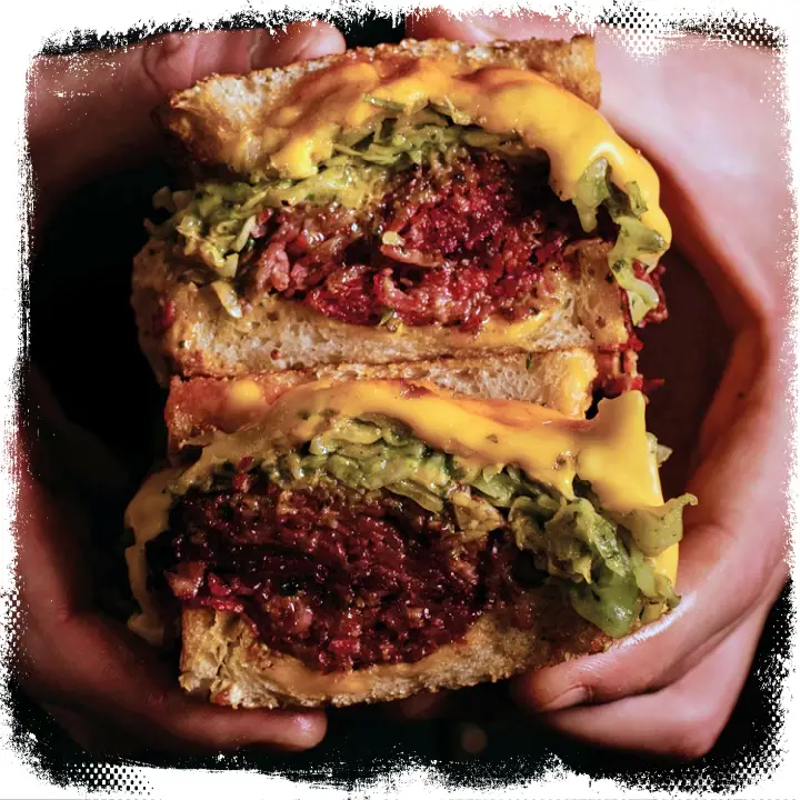 육즙가득 고기로 꽉찬 아메리칸 산더미 샌드위치 강남 미국식 샌드위치 맛집