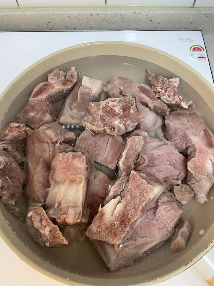 고기 넣어 주기