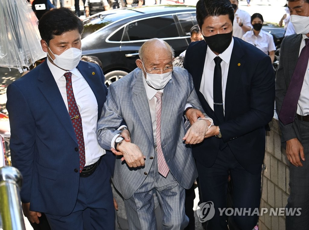 항소심 재판 참석나선 전두환 근황
