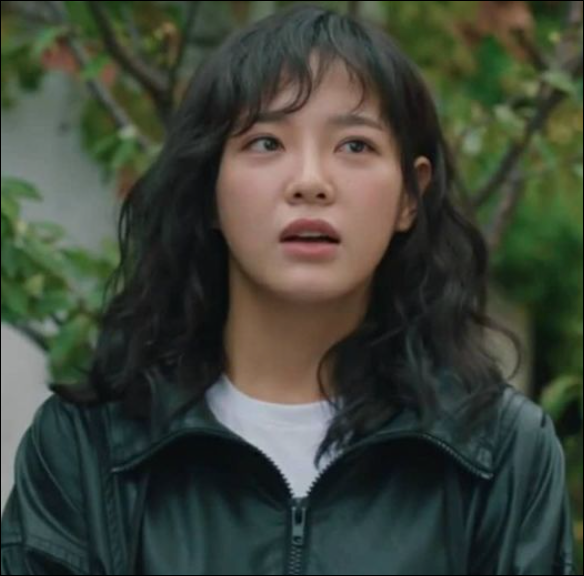  [TV속패션] OCN 드라마 경이로운 소문 김세정 아노락 패션 정보 #경이로운 소문 김세정 fm91.02 아노락(ANORAK) 패션