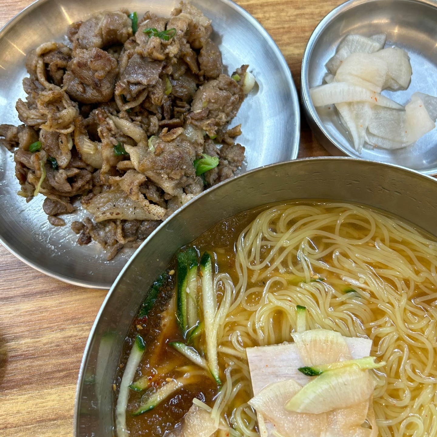 고향 밀면과 석쇠불고기