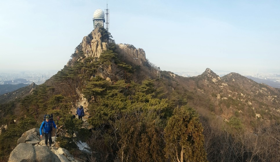 마당바위 이미지