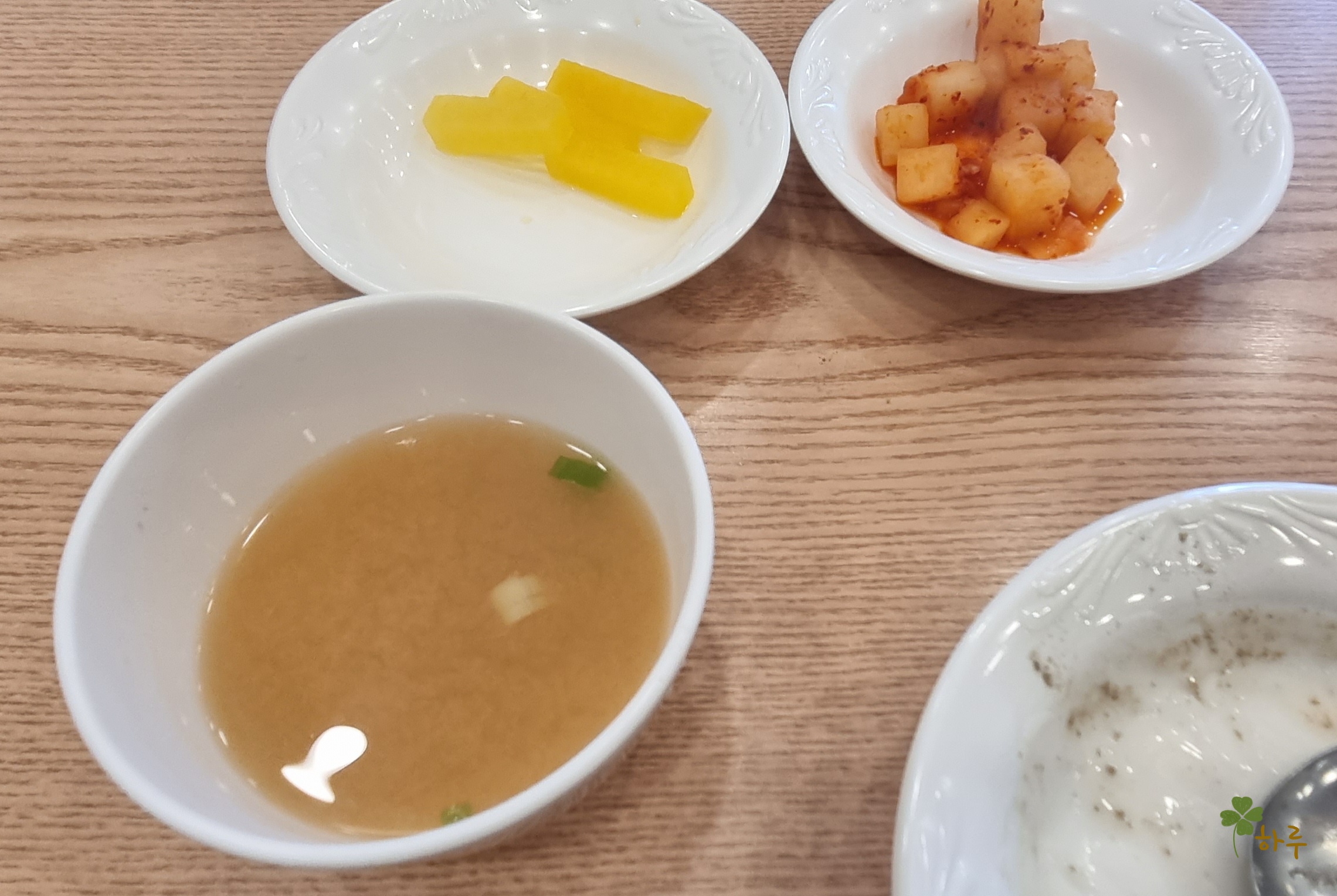 아줌마돈까스 이미지