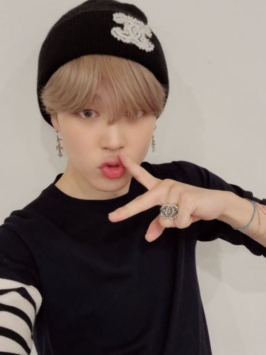  BTS 지민 '청량함과 잘 어울리는 스타' 1위, 2위는 제이홉