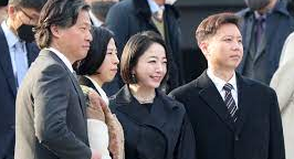 이영애 - 남편 직업과 나이차? (ft. 프로필, 자녀, 양평 집, 무기상, 이승만) - 이영애 프로필 - 정호영 논란과 인맥 이영애 - 남편 직업과 나이차? (ft. 프로필, 자녀, 양평 집, 무기상, 이승만) - 이영애 프로필 - 정호영 논란과 인맥
