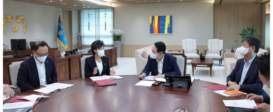  초등학교 입학 1년 빨라진다.