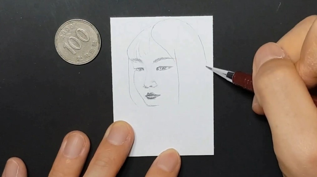 헤어 라인을 그립니다