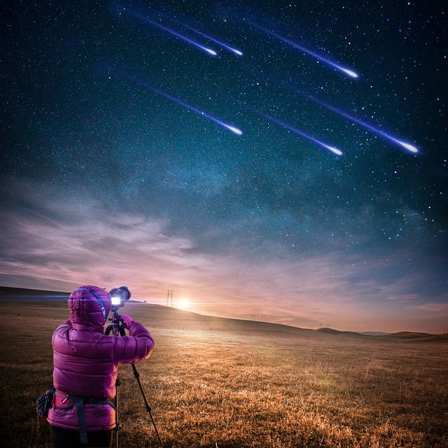 shooting star를 촬영 중인 사람 이미지