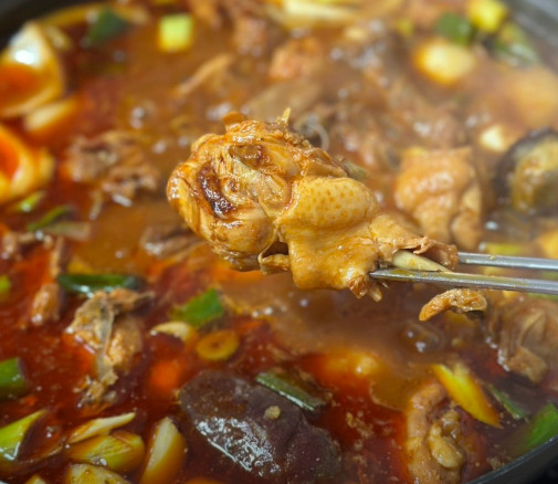 생방송투데이 인생식당 30년 추억의 닭볶음탕 평창 맛집