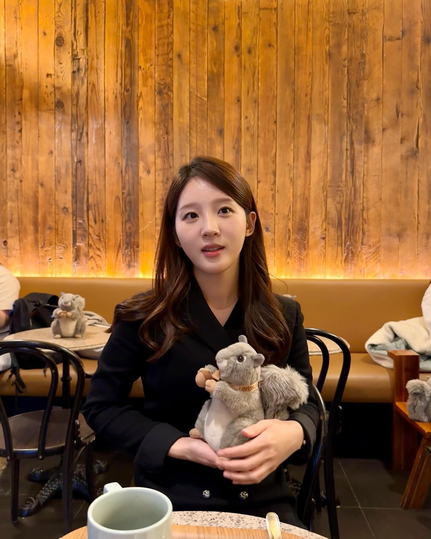 한보선 아나운서 진행 모습