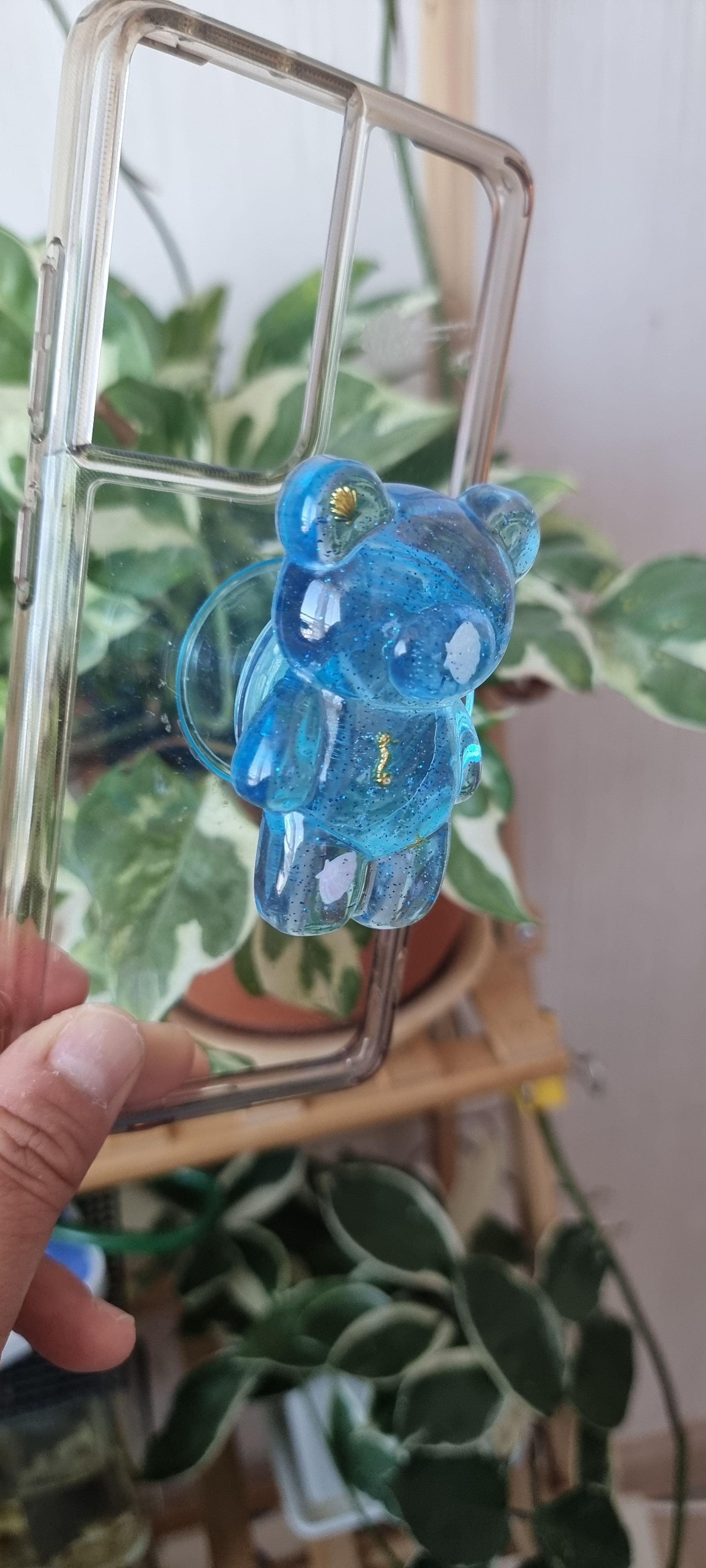 휴대폰 그립톡 곰돌이 그립톡 입니다. 핸드메이드 작품입니다.