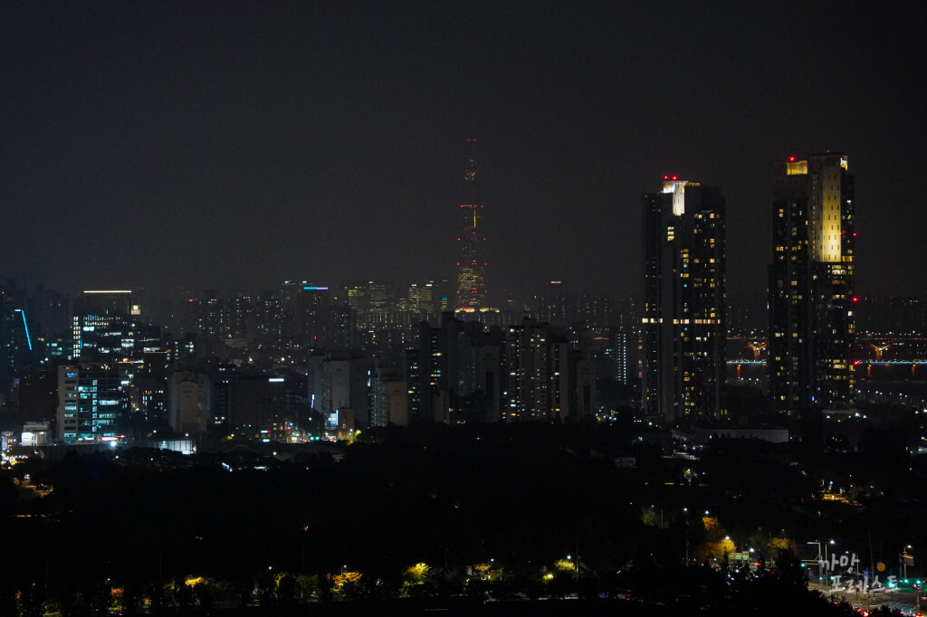 응봉산 야경 롯데타워